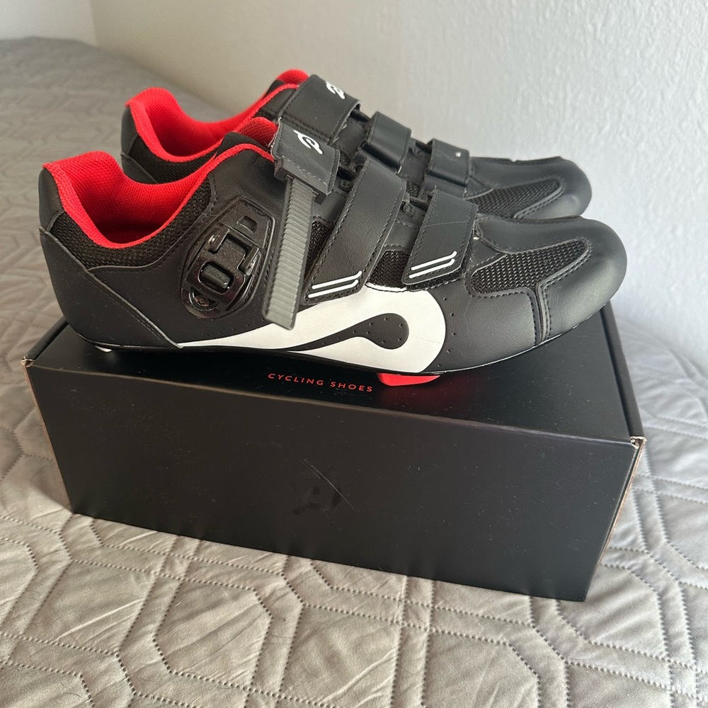 Men’s Size 47 (Size 13) Peloton Cycling Shoes